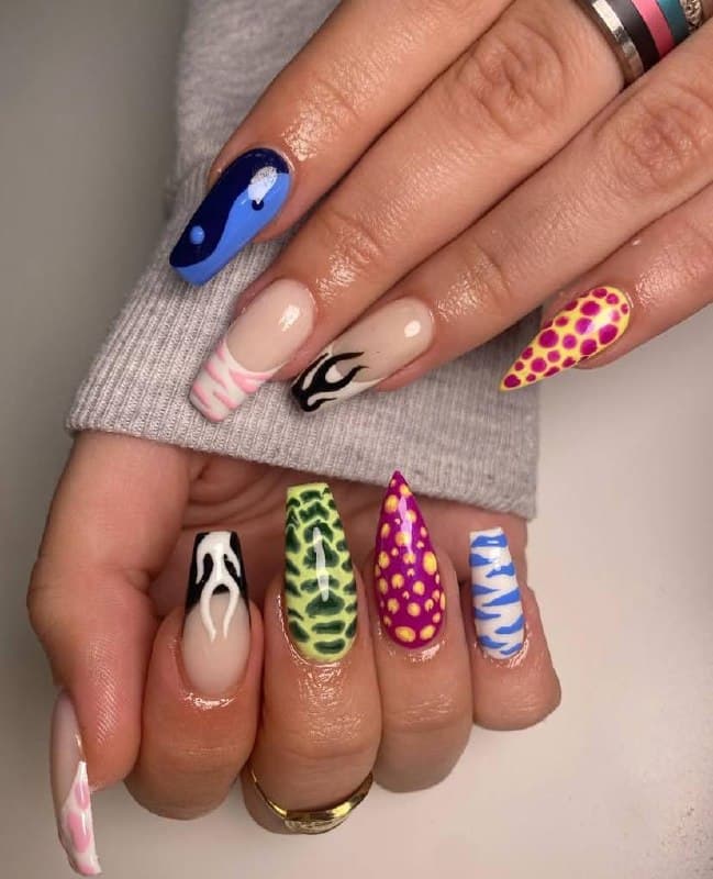 Pop art nails